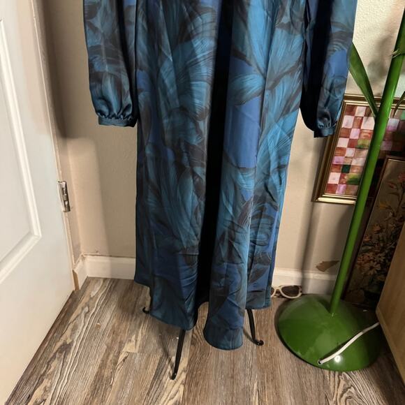 Sachin + Babi Lola Tonal Petal Printed Midi Dress 12 - Picture 4 of 14